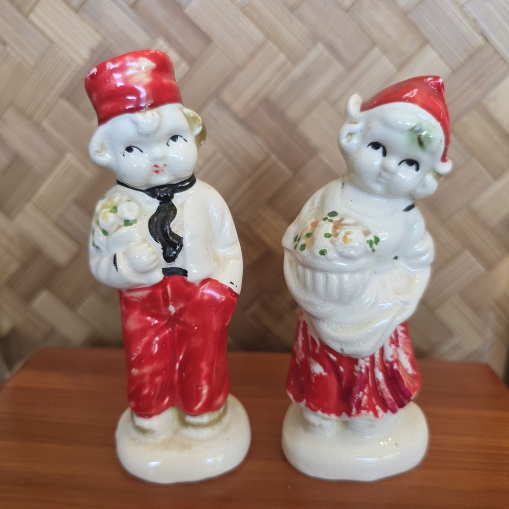 Vintage Ceramic Dutch Boy & Girl Salt & Pepper Shakers + Corks Made In Japan 5"